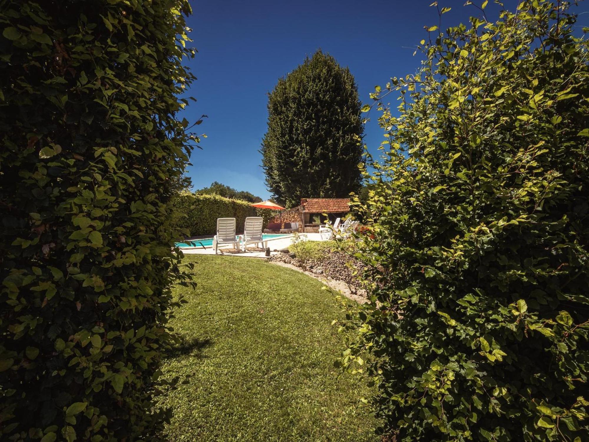 Appealing Apartment In Vezac With Swimming Pool Beynac-et-Cazenac Kültér fotó