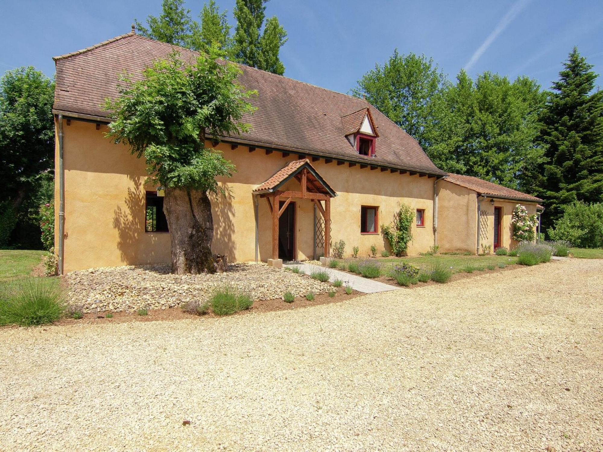 Appealing Apartment In Vezac With Swimming Pool Beynac-et-Cazenac Kültér fotó